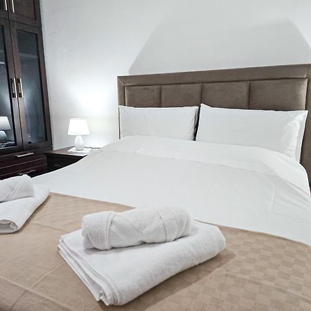 Lake Park 2Br Apartment تيرانا المظهر الخارجي الصورة