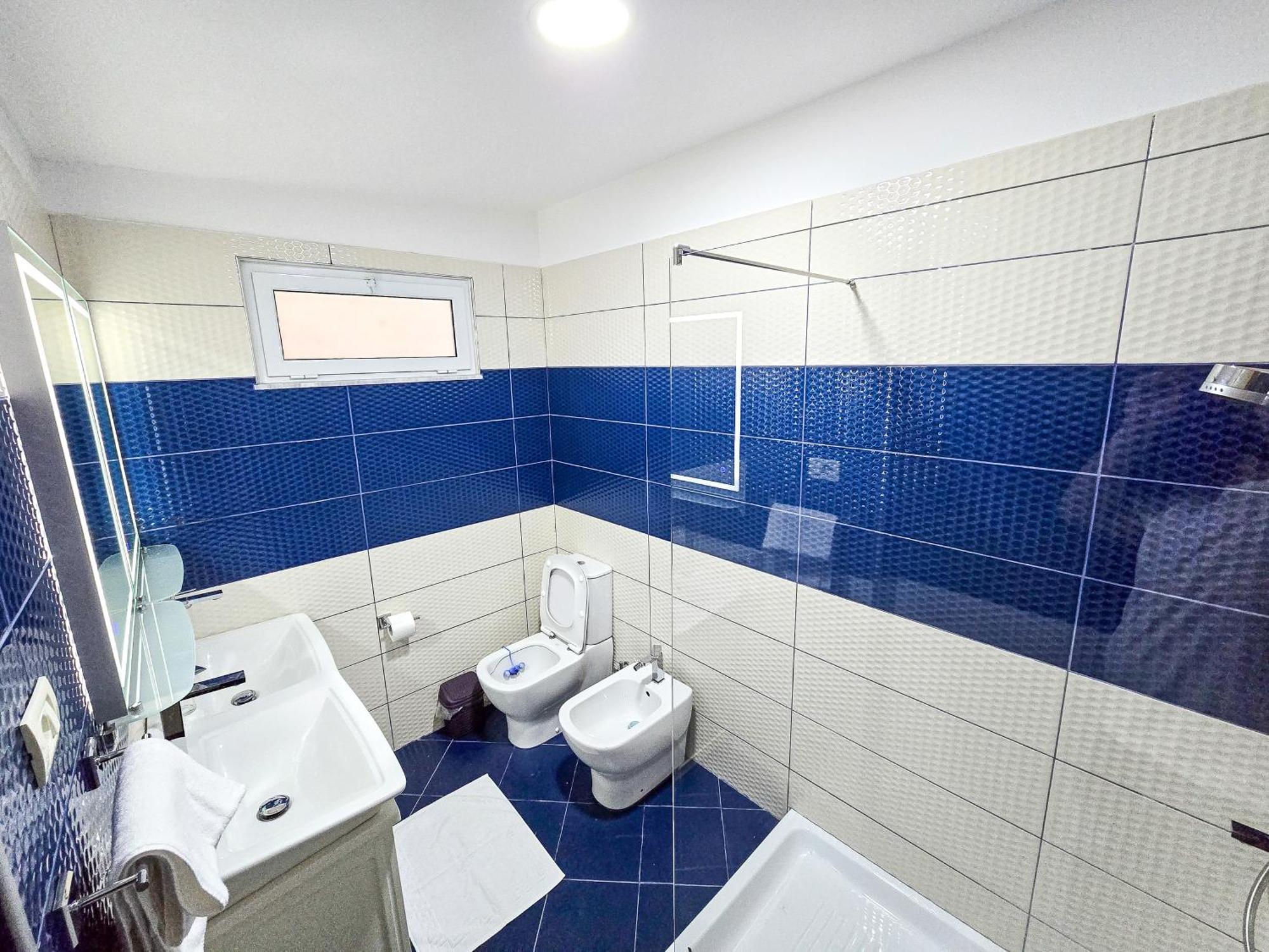 Lake Park 2Br Apartment تيرانا المظهر الخارجي الصورة