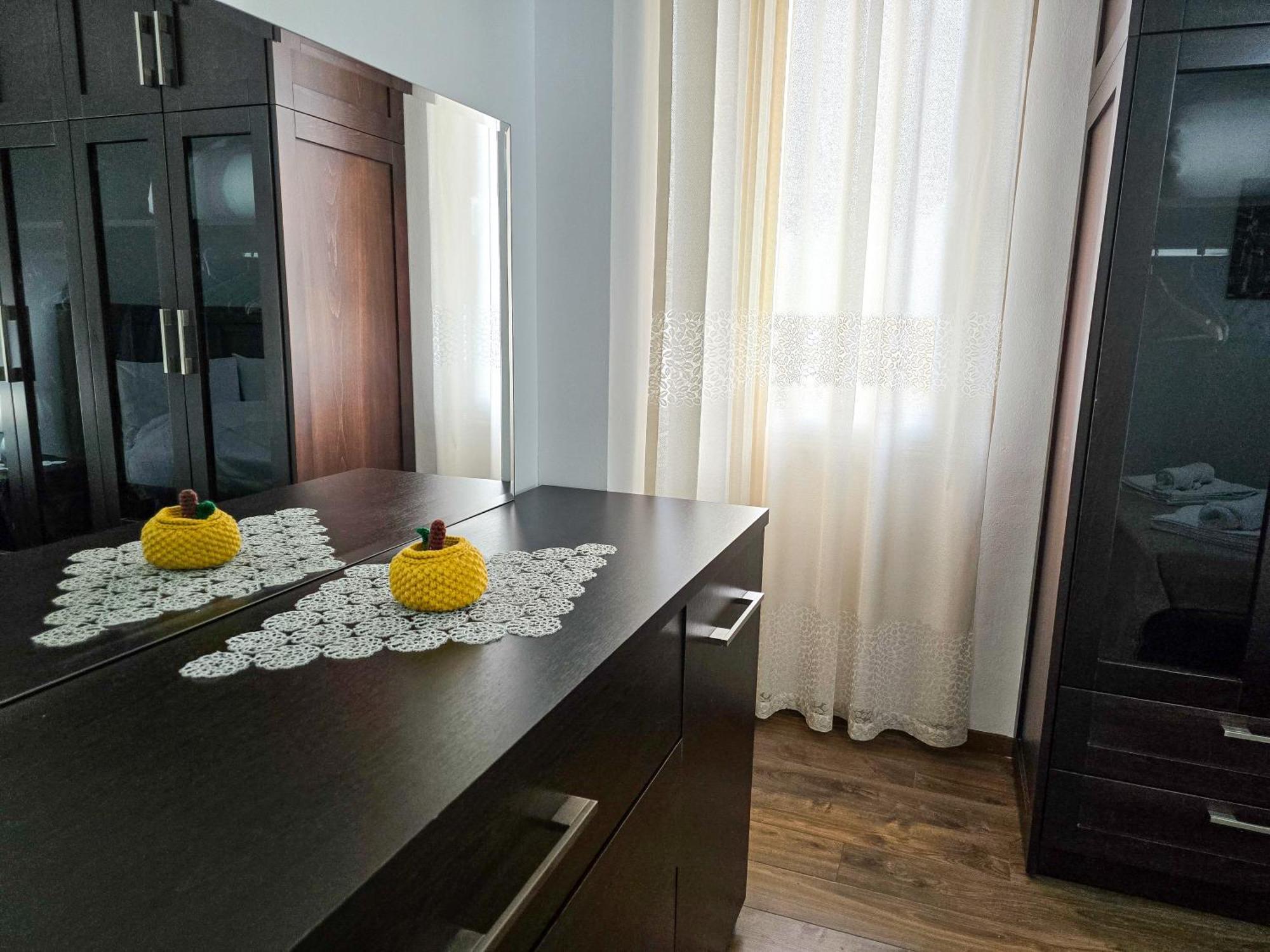 Lake Park 2Br Apartment تيرانا المظهر الخارجي الصورة
